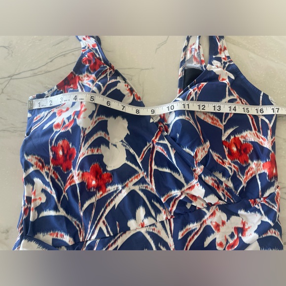 Women SEEKERS ESSENTIALS Australia NWT-One Piece Floral Bella Print Swim Suit-20 - Picture 7 of 8